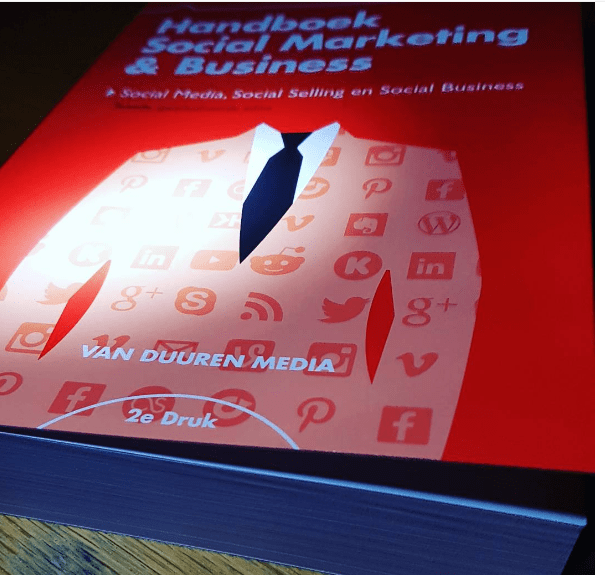 Boek voorpublicatie op De Ondernemer: SCOREN MET SOCIAL MEDIA EN SOCIAL SELLING 2 handboeksocial