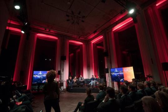 Digitaal ambitieniveau Nederland moet omhoog