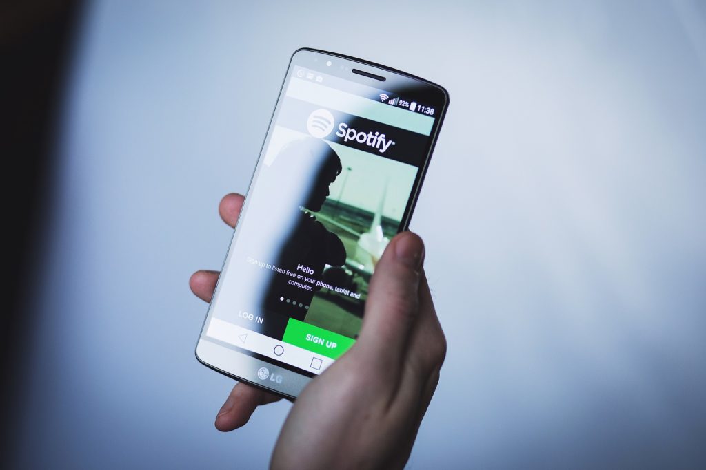 Spotify laat gratis gebruikers voortaan wél vrij nummers kiezen 1 Spotify laat gratis gebruikers voortaan wél vrij nummers kiezen –