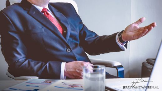 Waarom veel bedrijven ten onder gaan aan arrogantie Jerry van Staveren Header