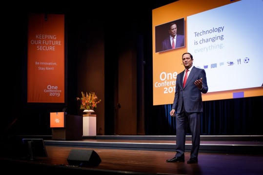 Cisco Chuck Robbins NL lores