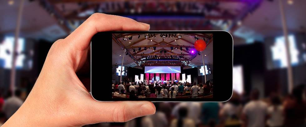 social media trends live video