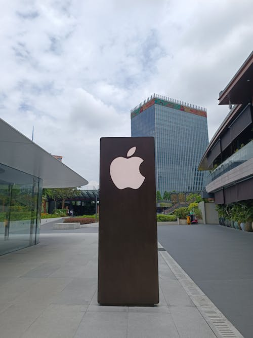 Apple op drempel van sterk kwartaal; alle ogen gericht op nieuwe topman Ternus